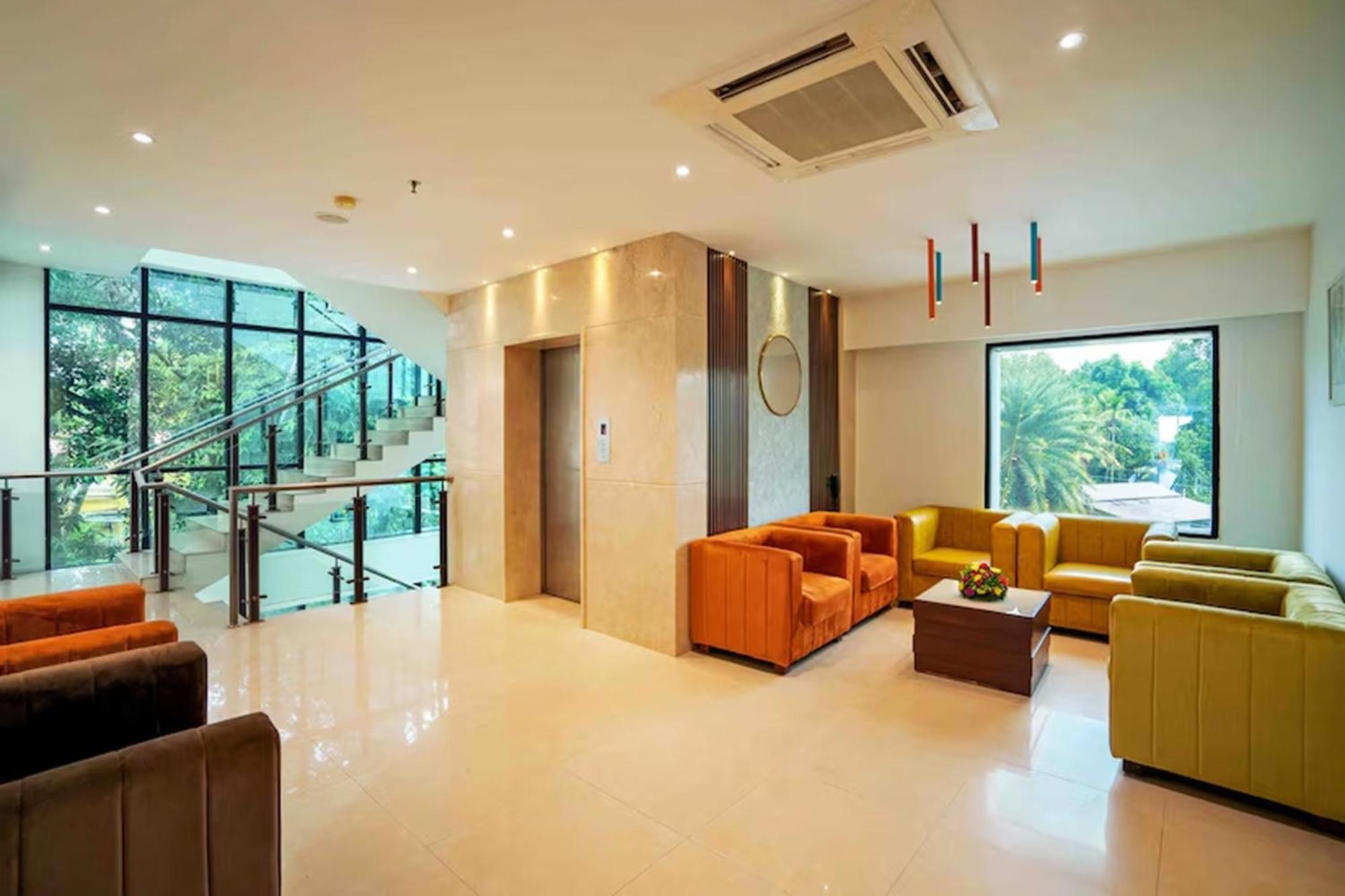 Hotel Hills Park Pathanamthitta Экстерьер фото