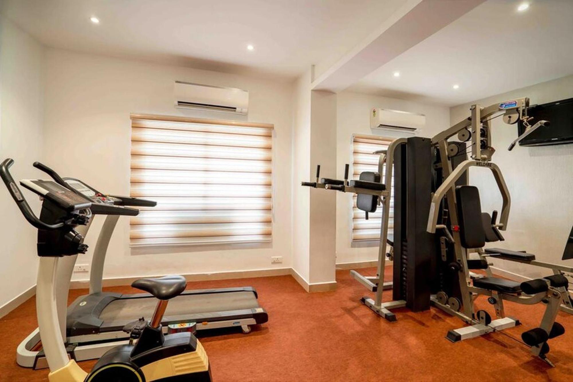 Hotel Hills Park Pathanamthitta Экстерьер фото