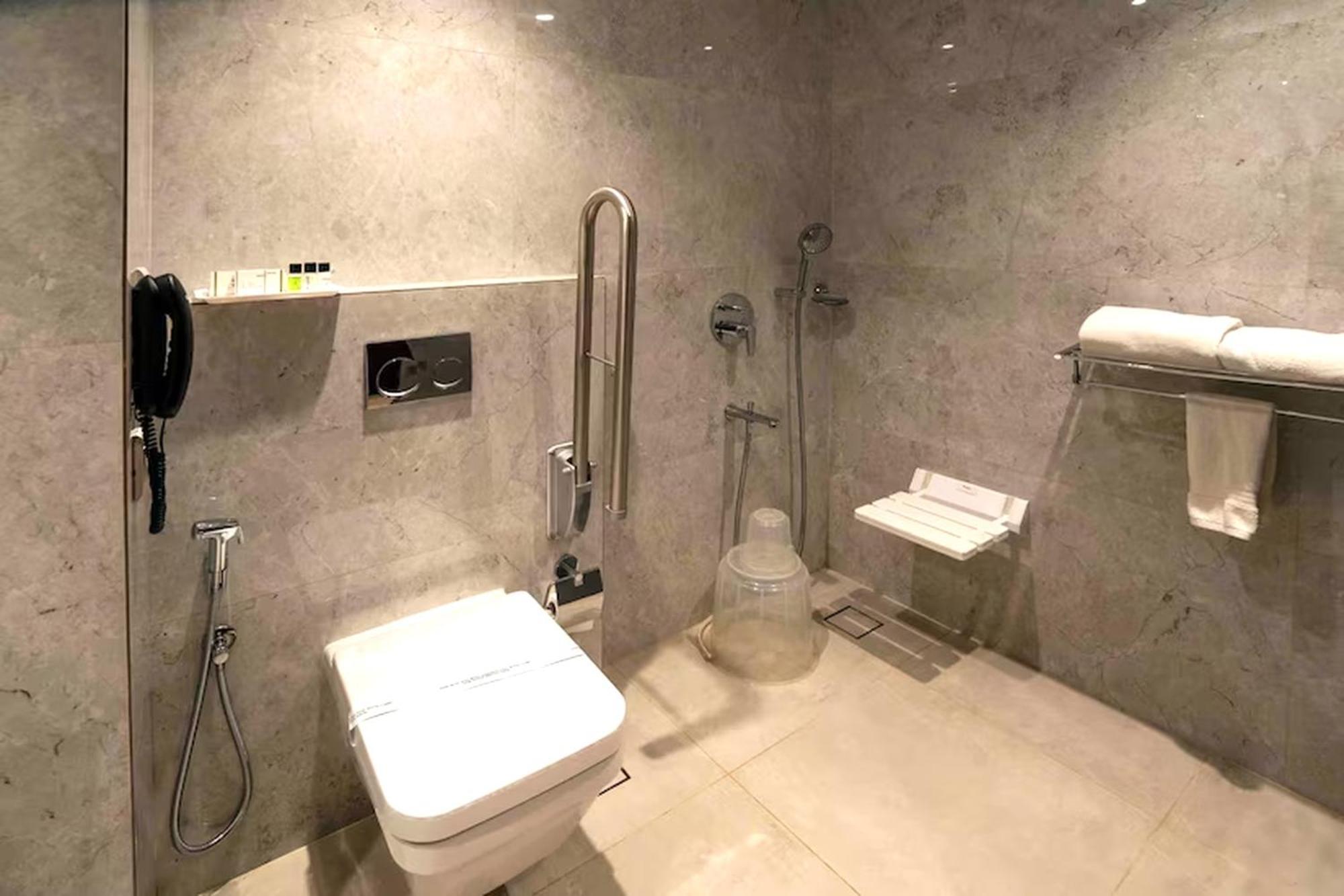Hotel Hills Park Pathanamthitta Экстерьер фото