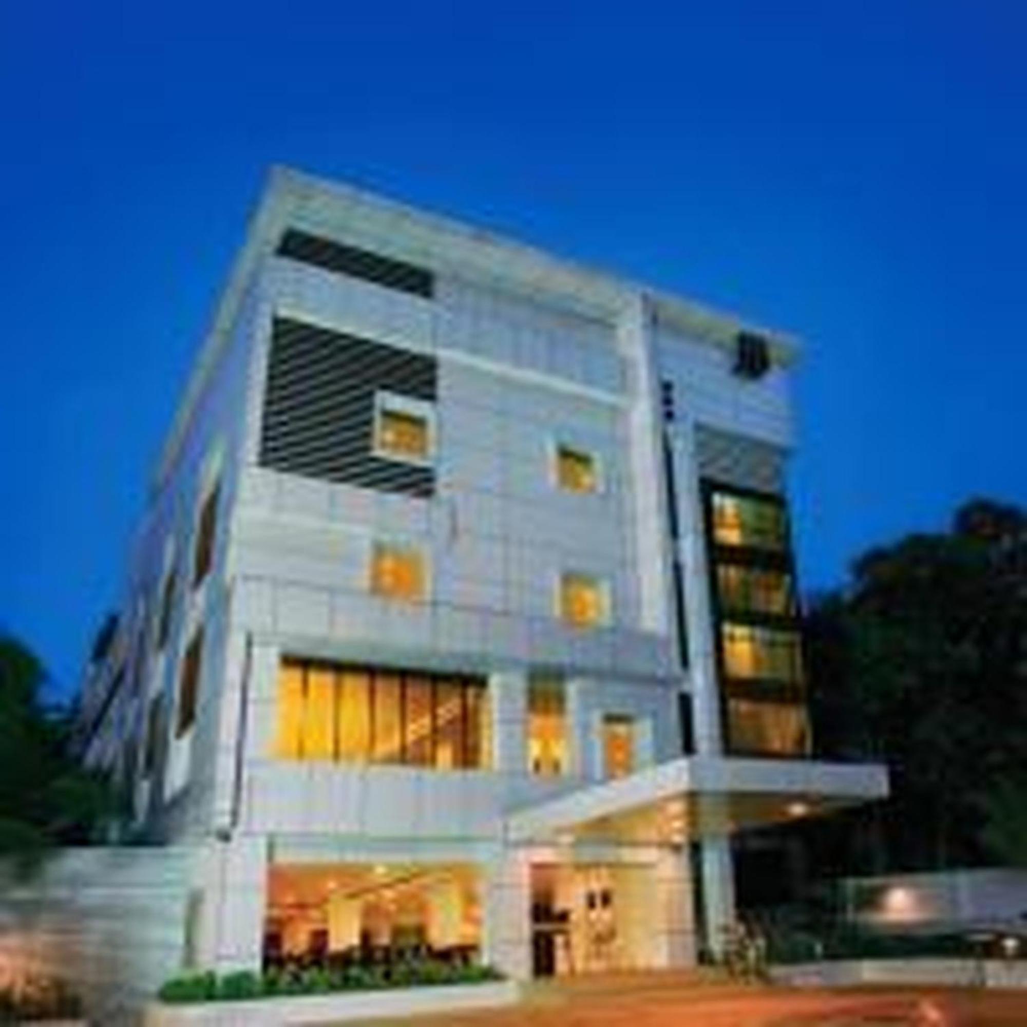 Hotel Hills Park Pathanamthitta Экстерьер фото
